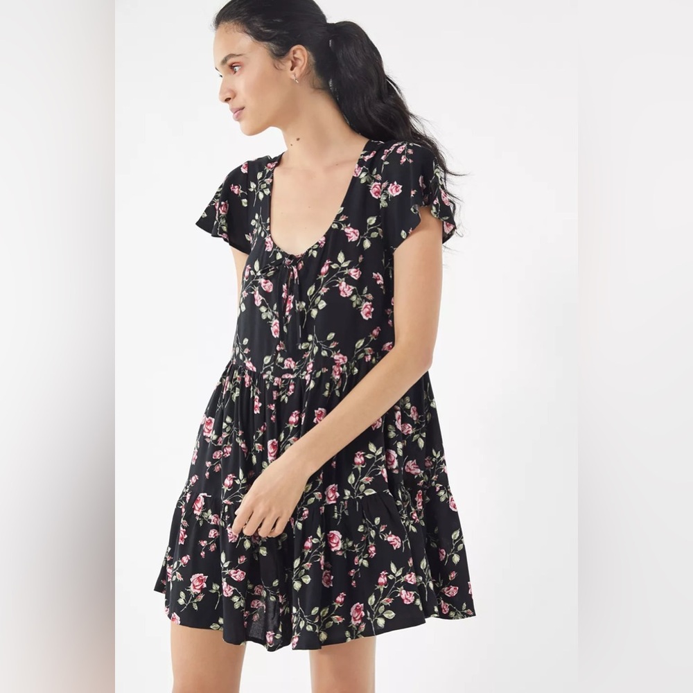 Sweet 90’s Floral Tiered Babydoll Dress